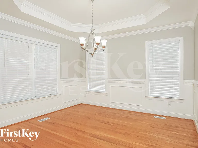 85 Great Oak Dr — Photo 6
