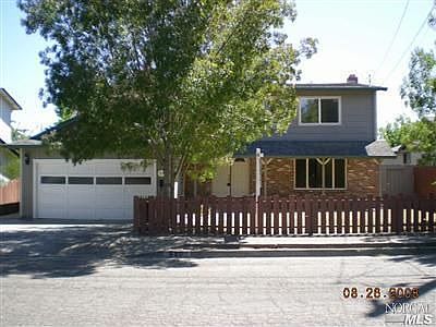 1st image of 990 Cherry Ave