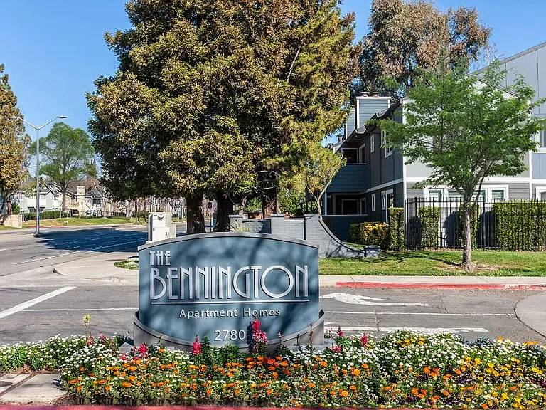 Bennington — Photo 25