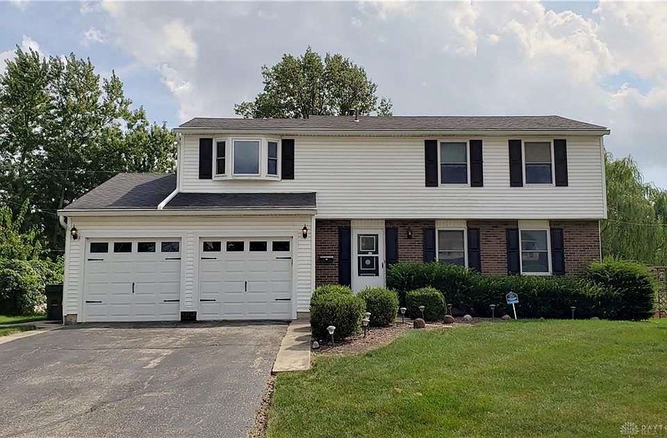 1st image of 804 McGraw Ct