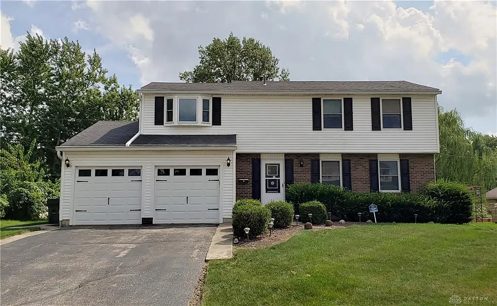 804 McGraw Ct photo 1