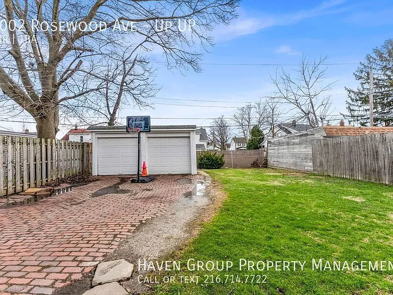 9002 Rosewood Ave #UP UP — Photo 23