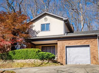 3662 Doe Valley Pkwy E, Brandenburg, KY 40108