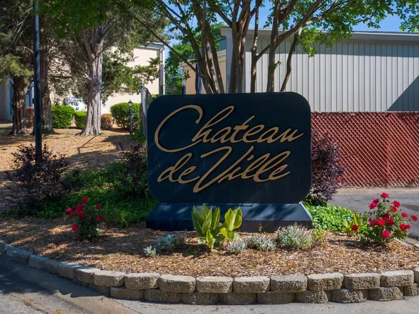 3600 Chateau Dr #T240, Columbia, SC 29204