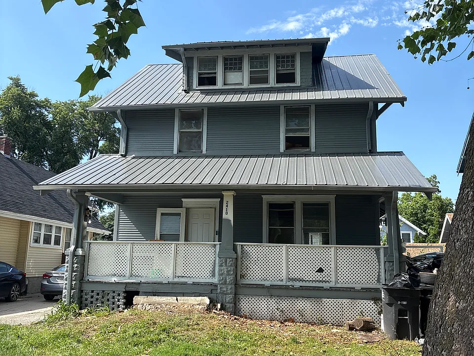 2410 Crown Point Ave #MAIN
