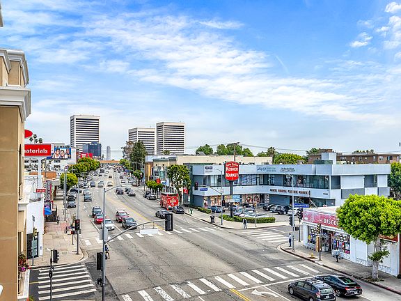 2nd image of 11551 Santa Monica Blvd #400