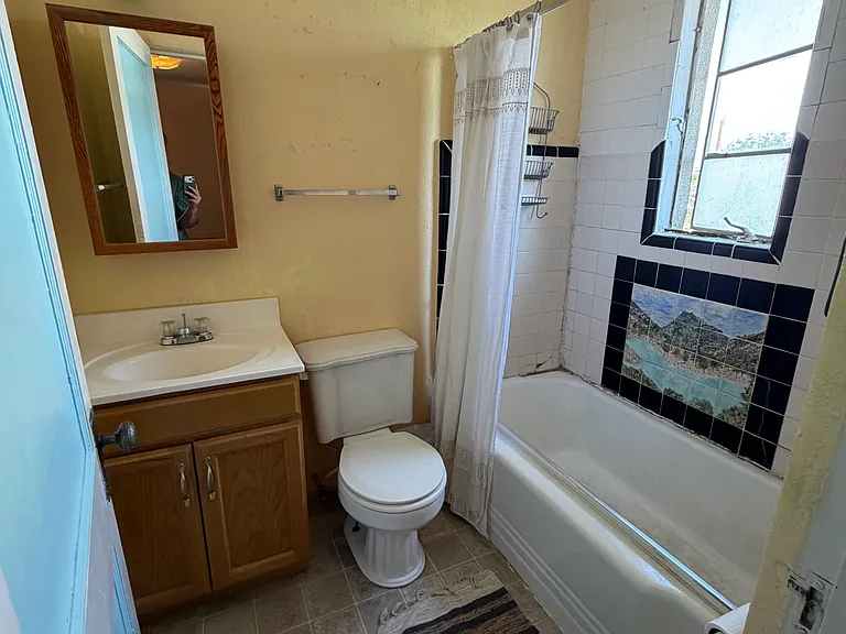 220 N Foch St #3 — Photo 5