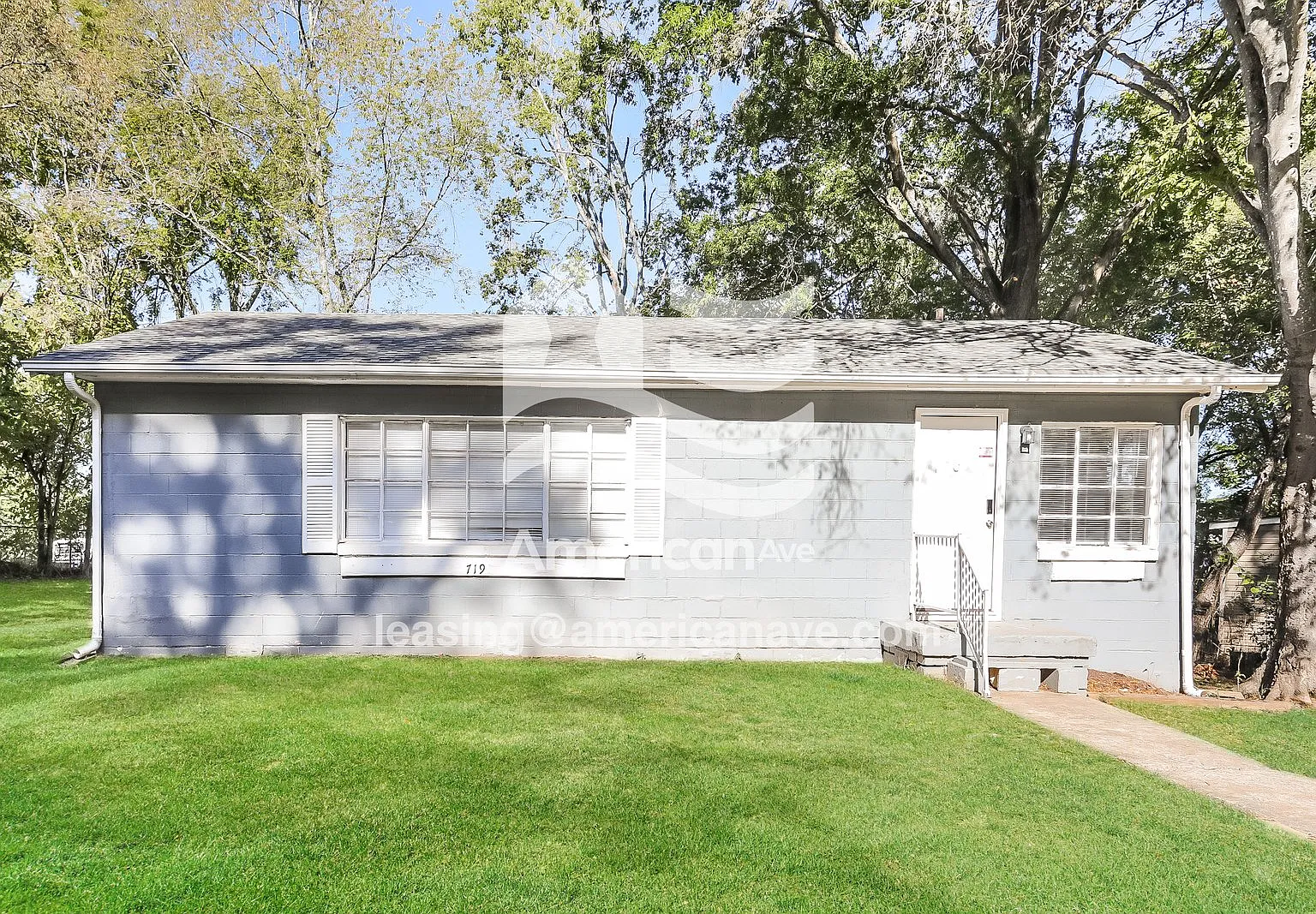 2 bed, 1.0 bath, 1010 sqft, $832 — Photo 1