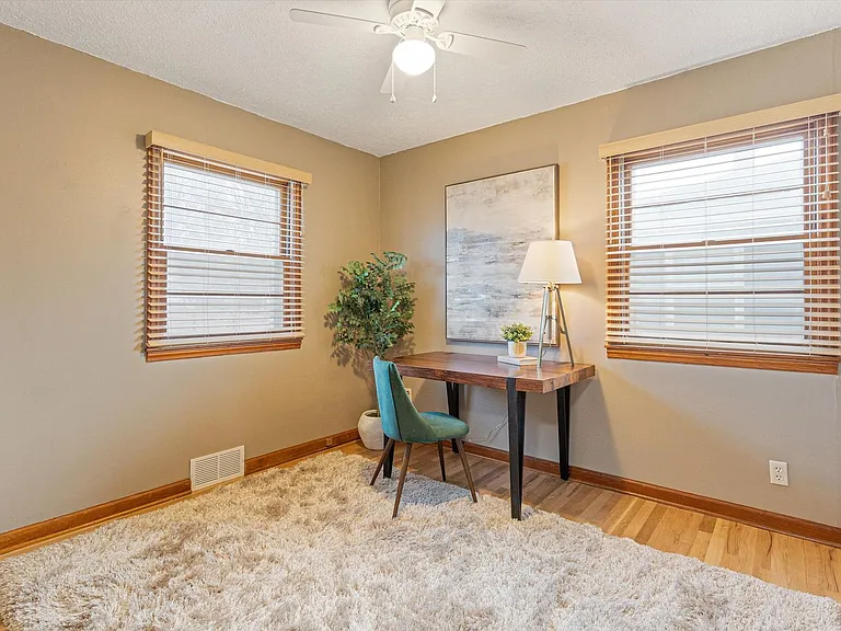 7514 Cass St — Photo 13