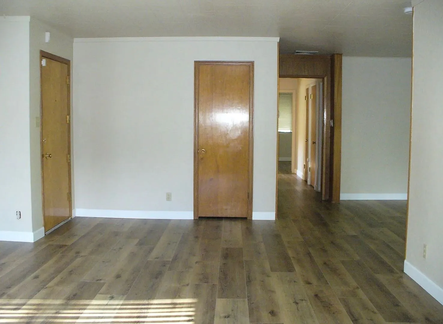 Spacious Single-Level Home in the Heart of Downtown Colfax! — Photo 3