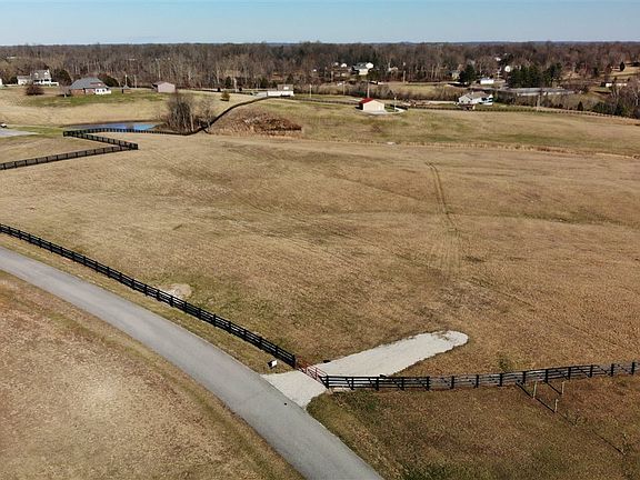 2nd image of 481 Meadow Lake Ln