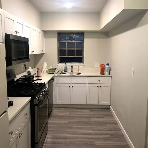 136 Lake Shore Rd #1 Photo 1