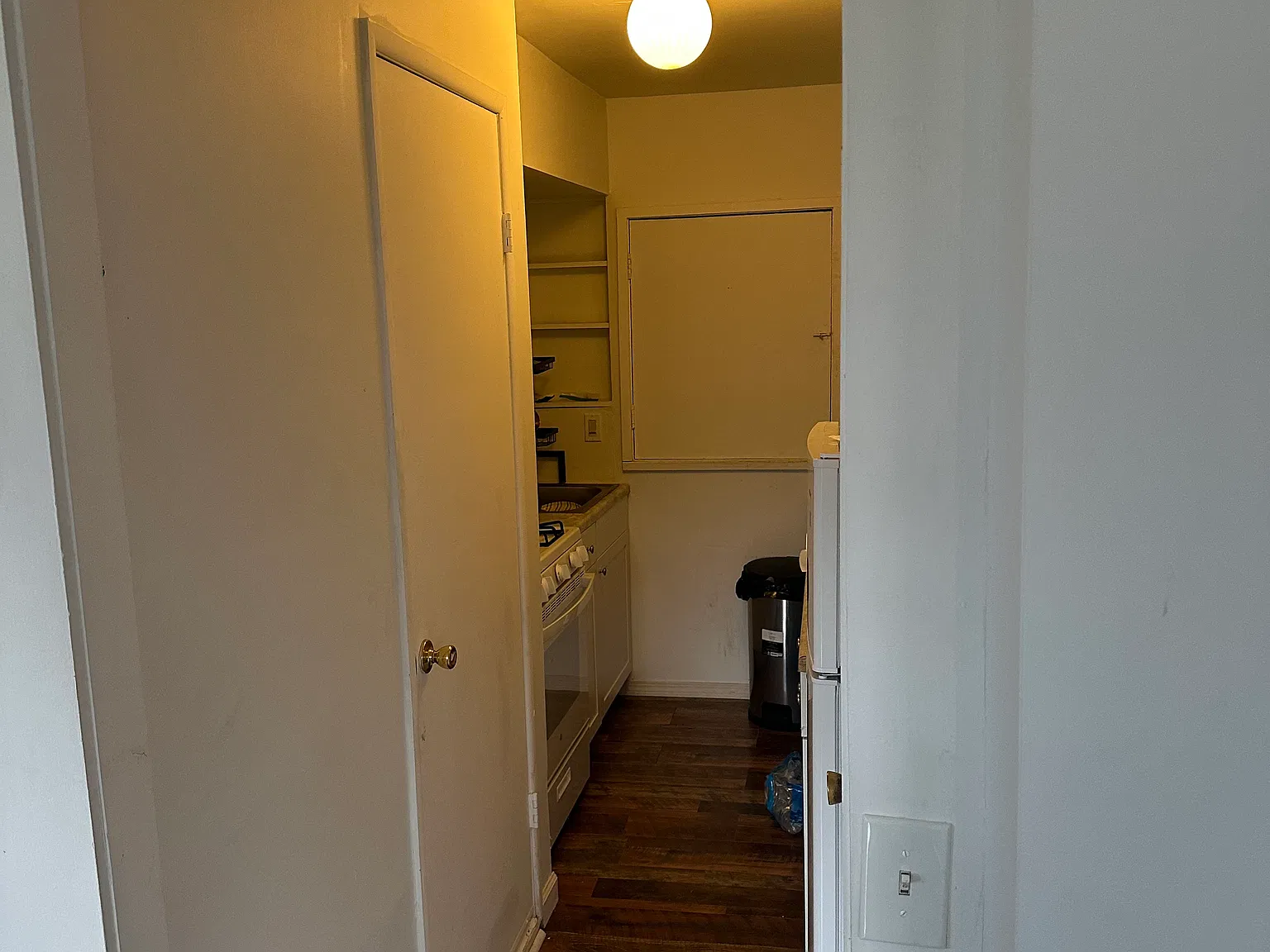1 bed, 550 sqft, $1,800 — Photo 3