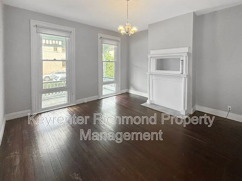3 bed, 1.5 bath, 2192 sqft, $2,900 — Photo 3