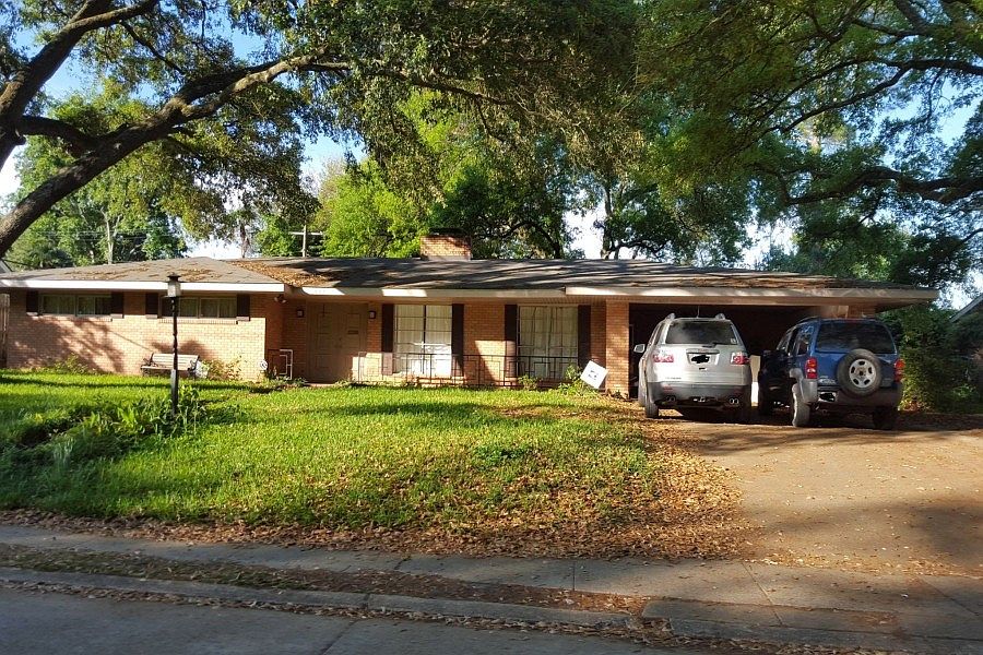 1st image of 808 Welwyn Way