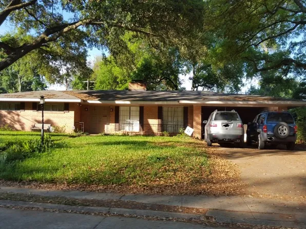 808 Welwyn Way, Alexandria, LA 71303
