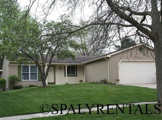 1820 Northbrook Dr, Ann Arbor, MI
