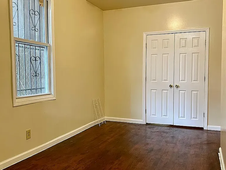 318 16th Ave #5L — Photo 4