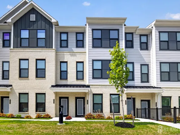 1103 Greenwich Dr, Princeton Junction, NJ 08550