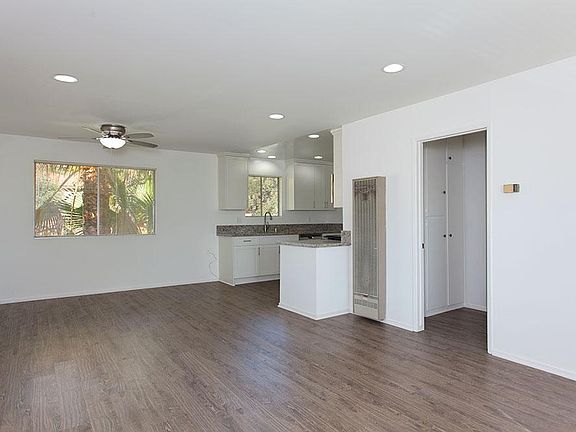 4th image of 660 W Sierra Madre Blvd APT A
