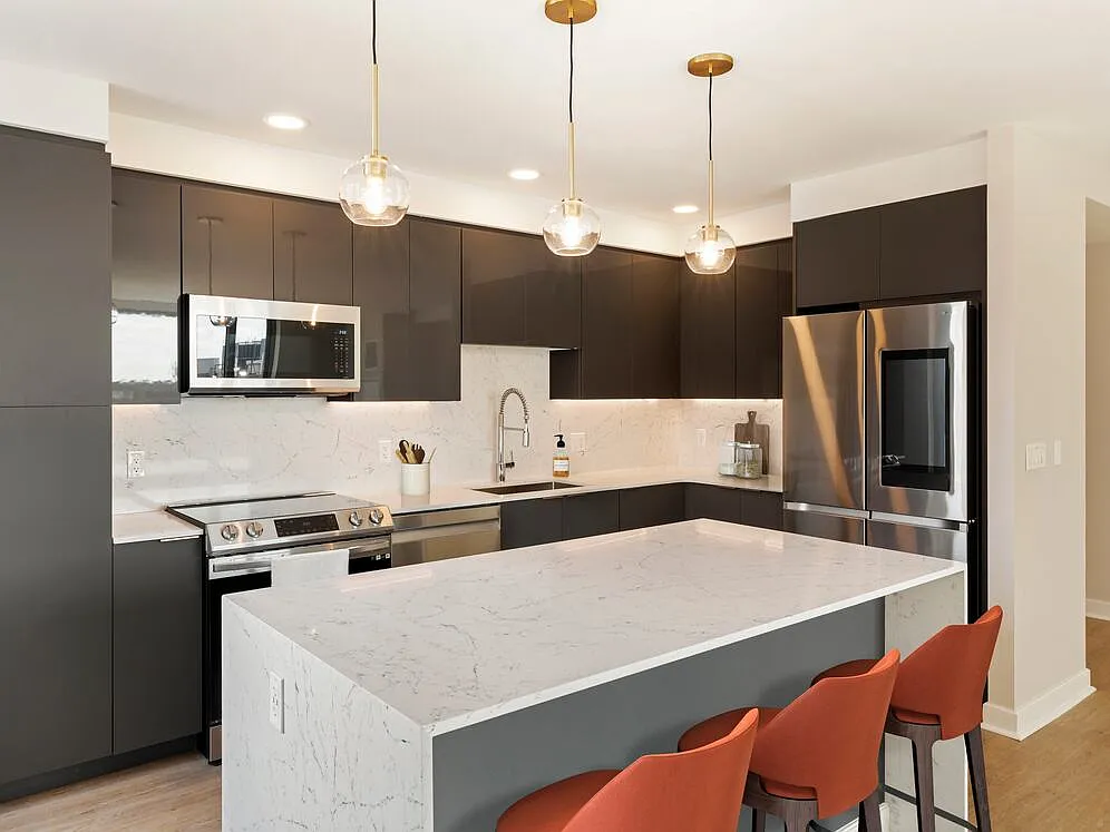 Avalon Exeter — Photo 4