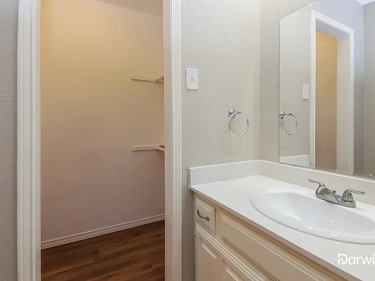 2809 Tedlow Trl — Photo 11