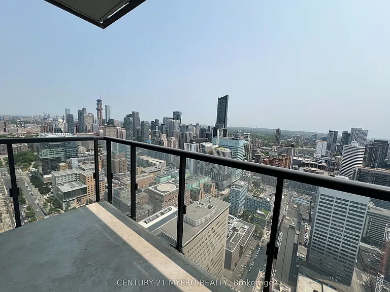 488 University Ave #4003 — Photo 17