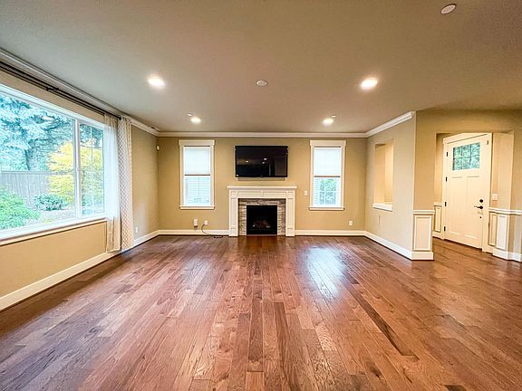 2nd image of 11534 157th Ct NE