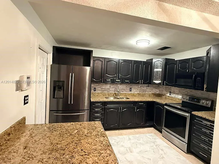 1930 SW 57th Ave — Photo 12