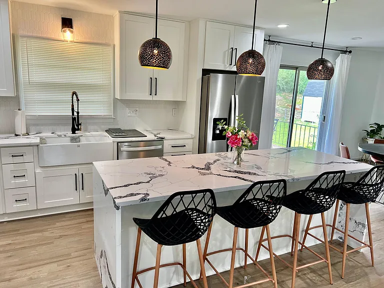 Lavista Ct — Photo 13