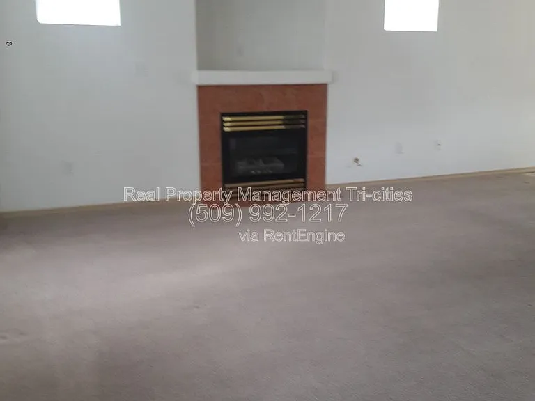 2665 Dornoch Pl — Photo 3