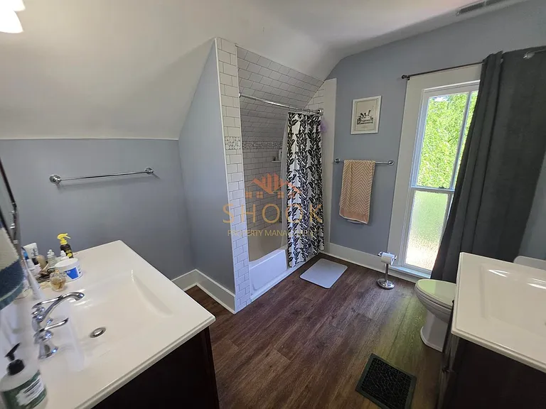 650 Romig St — Photo 21