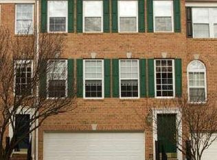 90 Two Rivers Dr, Edgewater, MD 21037