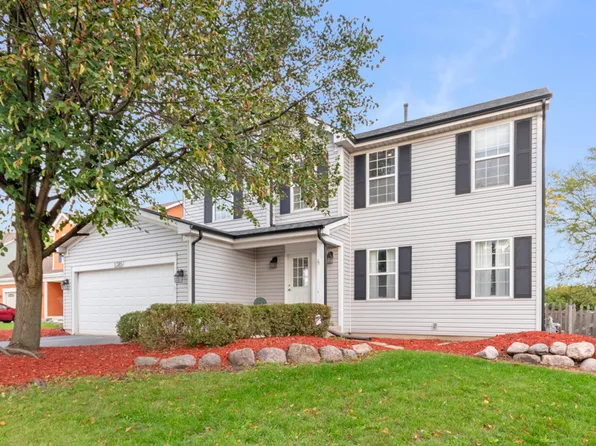 2385 Autumn Grove Cir, Aurora, IL 60504