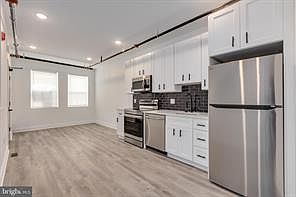 1st image of 1634 W Susquehanna Ave #1