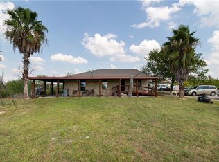 379 Crossroads Dr, Dale, TX 78616