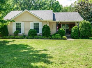 300 Moss Rose Ct, Nashville, TN 37216