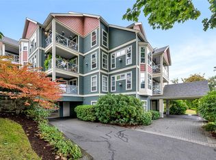 341 Ypres St #404, Duncan, BC V9L 3T5