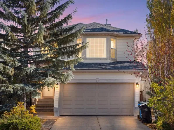 87 SW Citadel Meadow Grv NW, Calgary, AB T3G 4K6