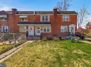 950 Taylor Dr, Folcroft, PA 19032