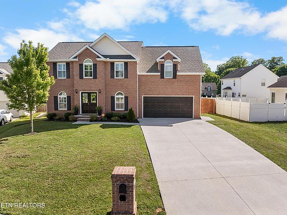 2nd image of 4608 Sand Hill Ln