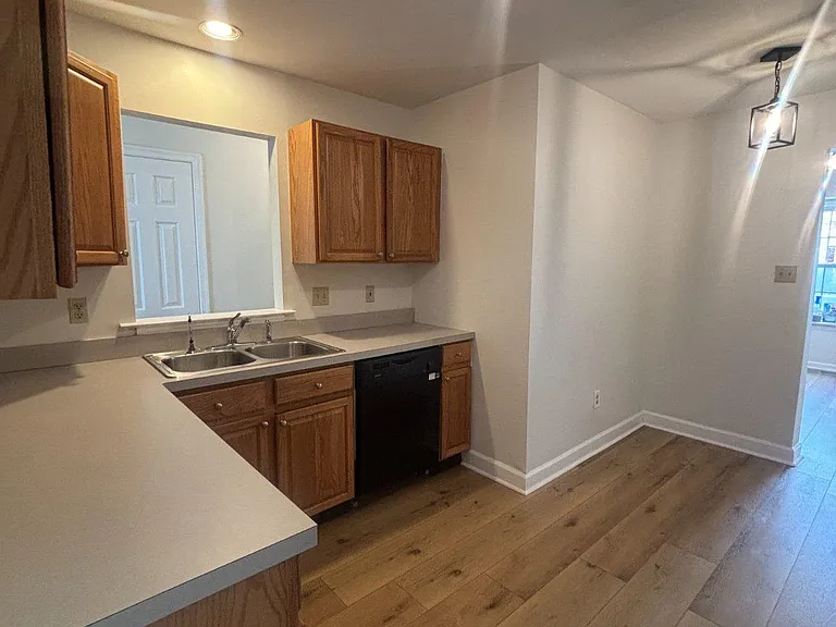 4220 Elm Ct — Photo 7