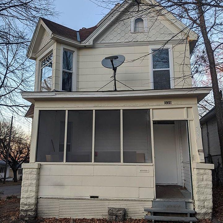 1st image of 339 Jessamine Ave E APT B