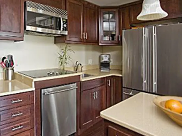 329 West 21st Street image 1 of 8