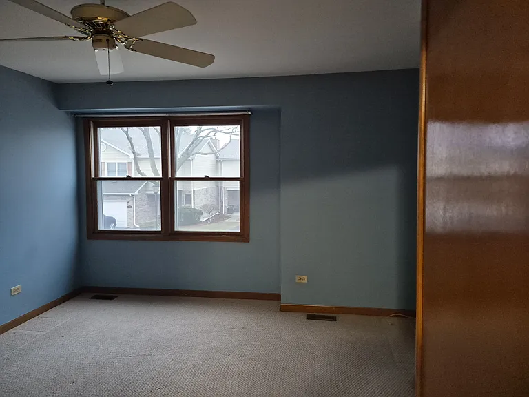 405 S Wenbriar Sq — Photo 9