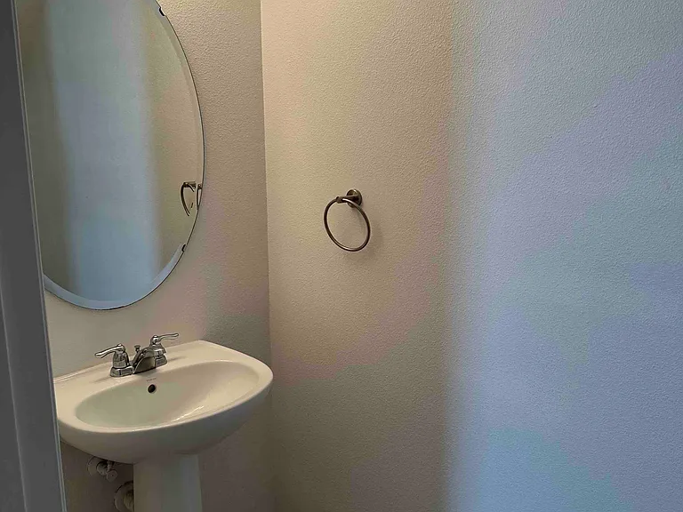 2328 Chatham Place Dr — Photo 5
