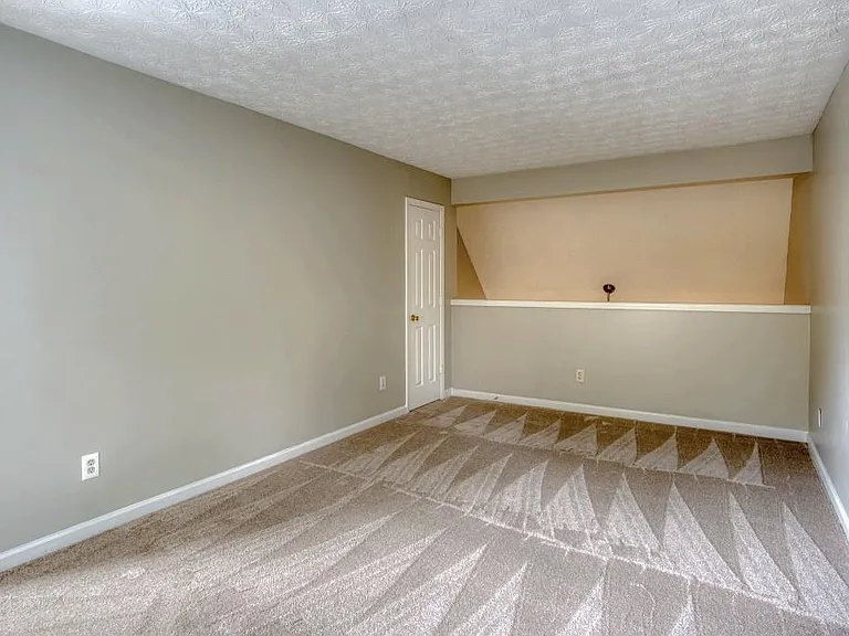 3036 Regal Park Ct — Photo 23