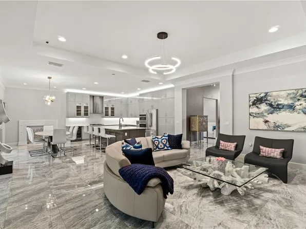 12033 Azalea WAY, NAPLES, FL 34120