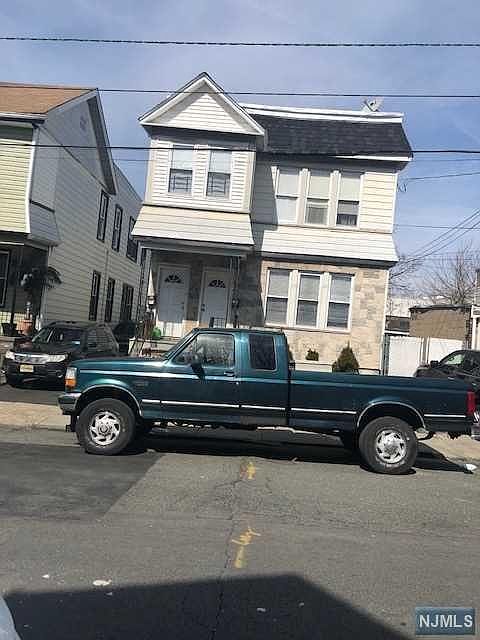 2nd image of 94 Rosehill Pl