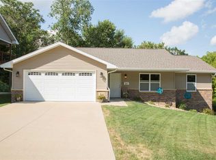 841 Tressa St, Dubuque, IA 52003